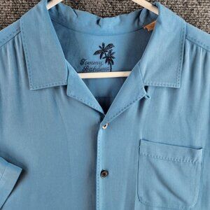 Tommy Bahama Shirt Blue Silk Short Sleeve Hawaii Solid Large Button Up Woven